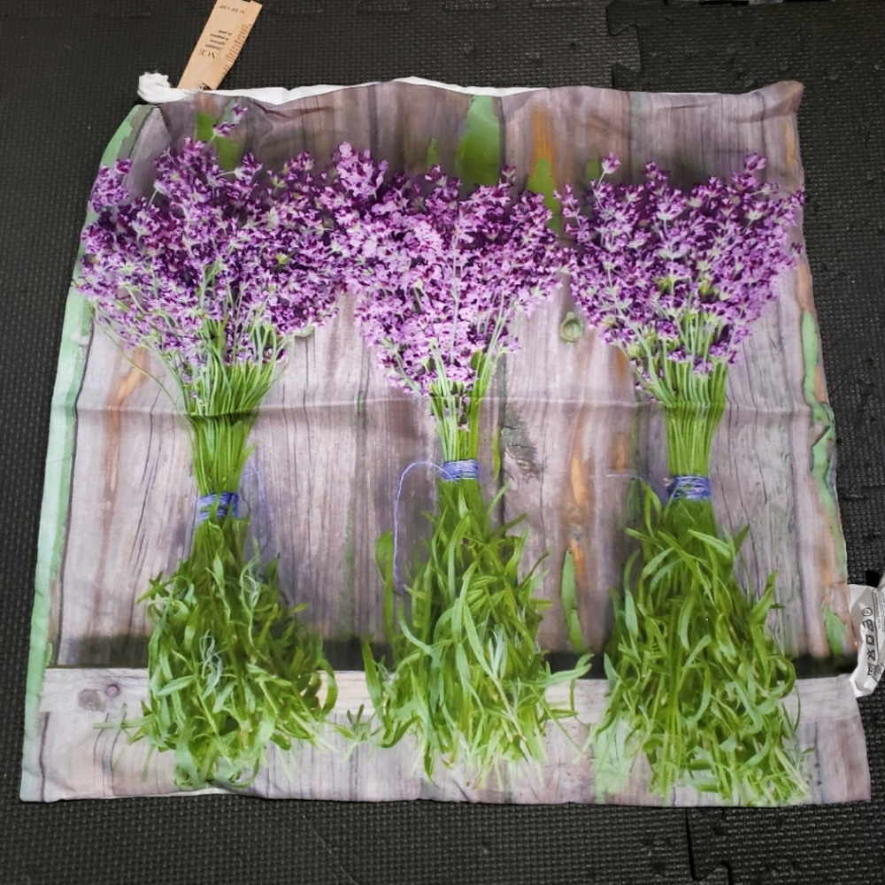 4x BNWT Floral Pillow Cases